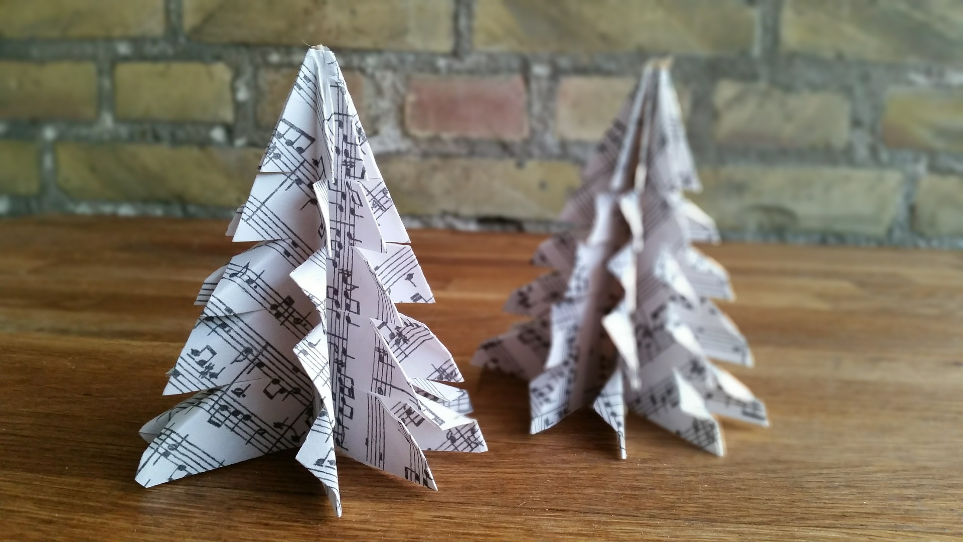 Jak zrobić ozdoby świąteczne z papieru?